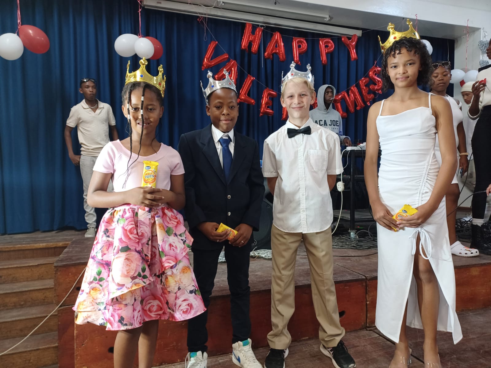 Jnr MsMr Valentine Tahirah Moeketsi Azoma Mkolokotho Snr MrMs Valentine Daniel Steyn Layla Thurston